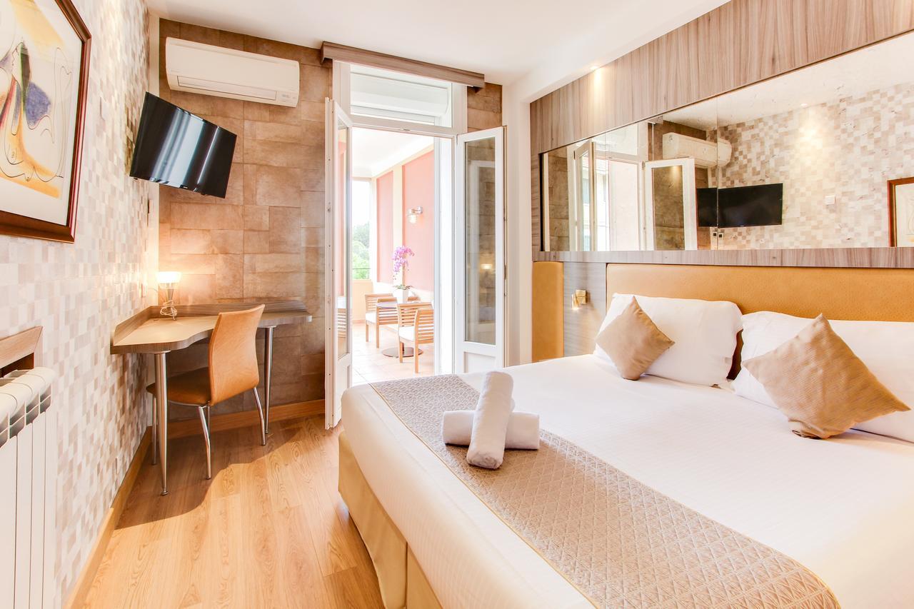 Hotel Provencal Бандоль Экстерьер фото